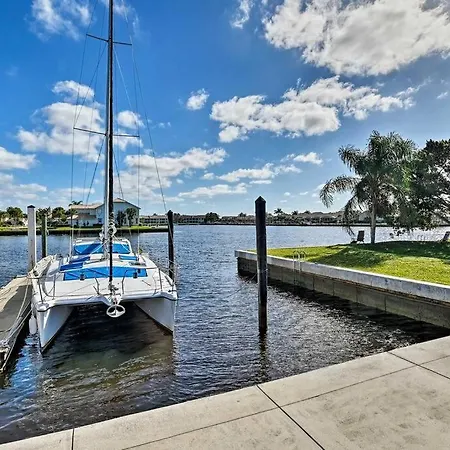 Marina Getaway On The Water! Apartment Naples Exterior photo