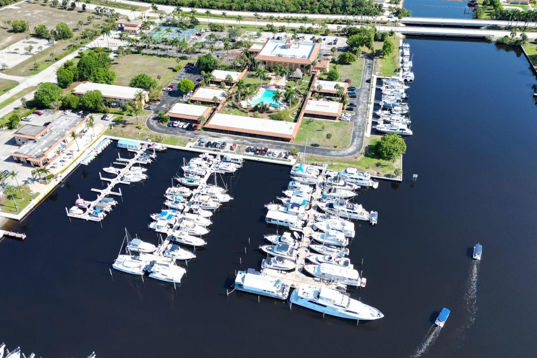 Apartamento Marina Getaway On The Water!
