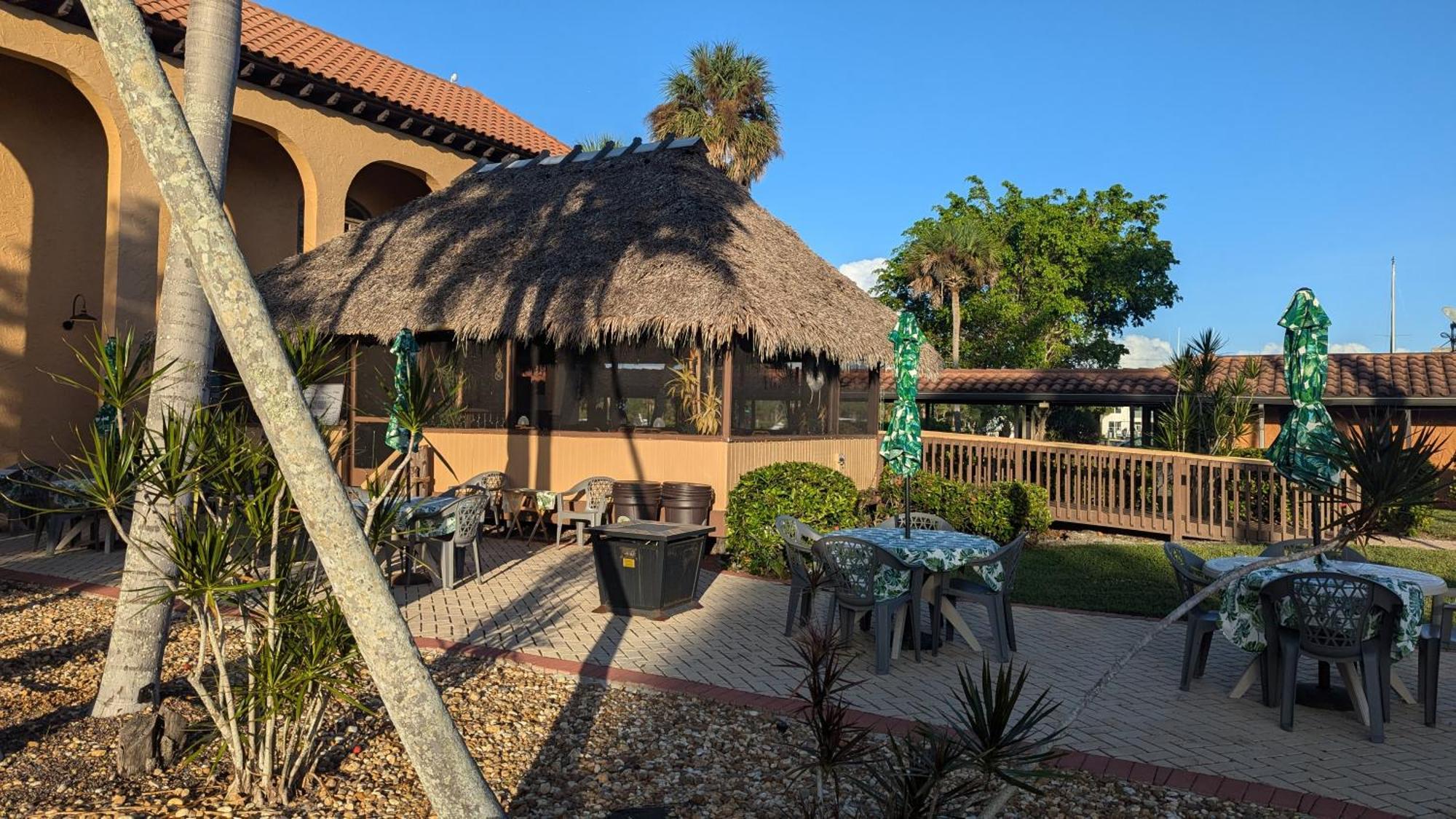 Marina Getaway On The Water! Apartamento *