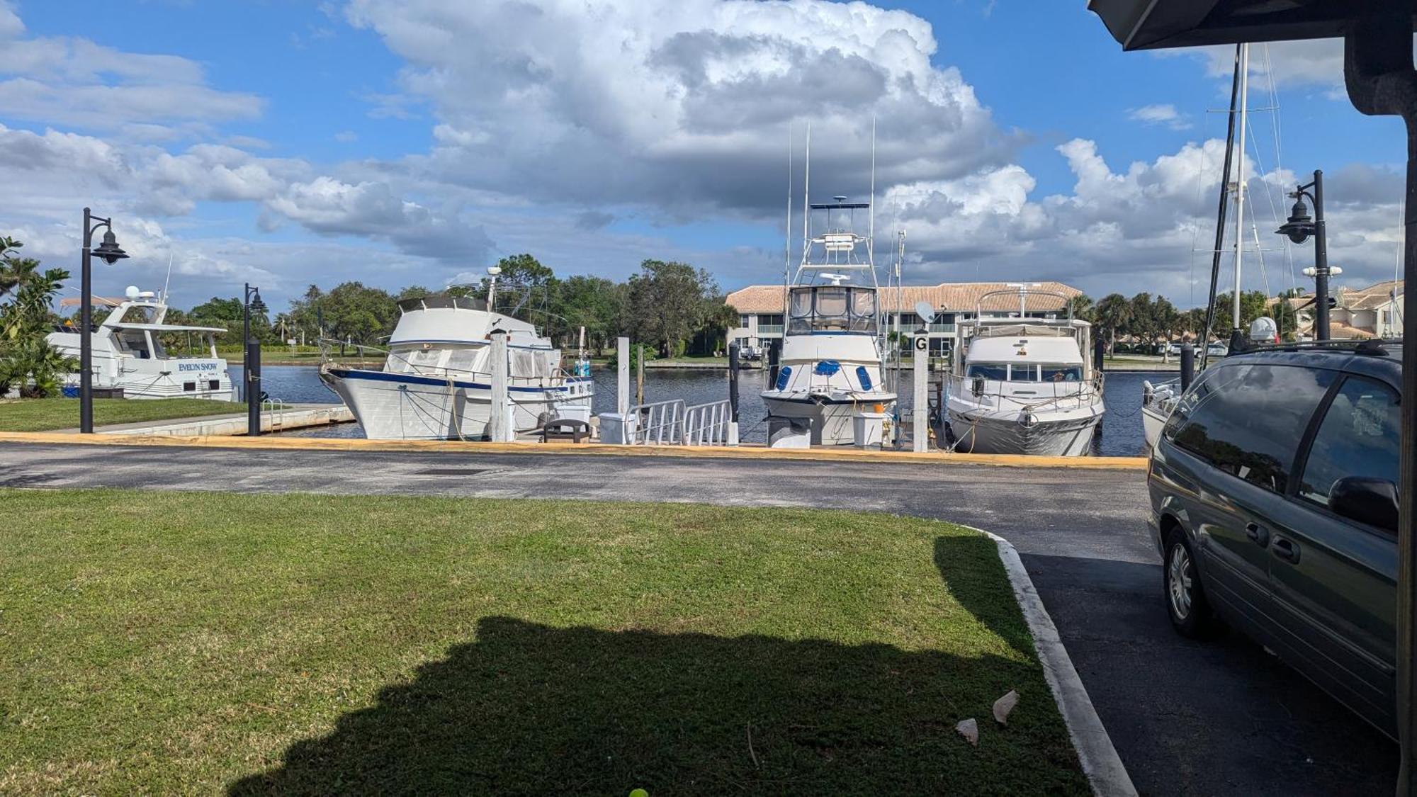 Marina Getaway On The Water! * North Naples